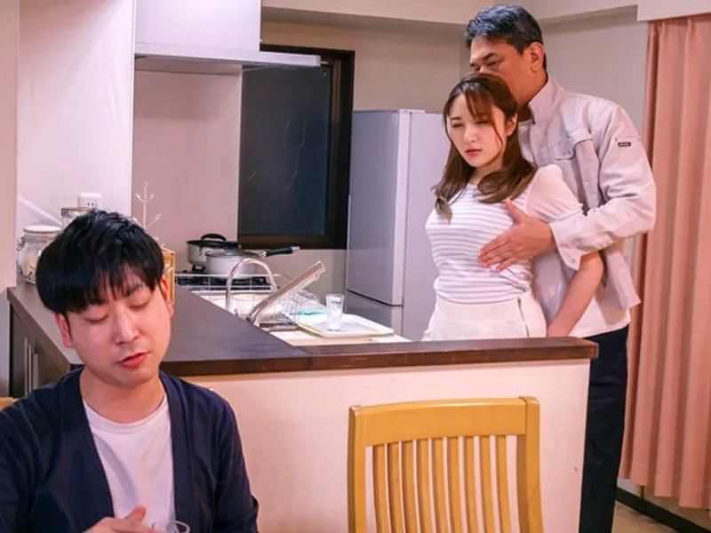 Gã chồng yếu sinh lý, người vợ tìm đến anh nhà kế bên chuối to